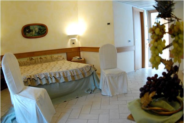 Hotel Pace San Giovanni Rotondo Oda fotoğraf